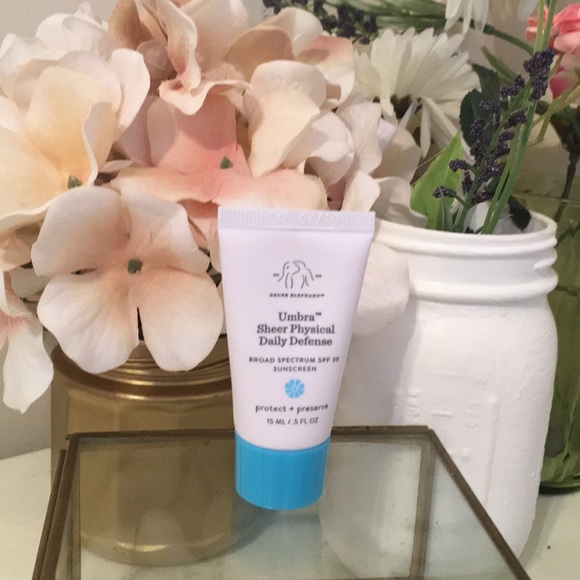 drunk elephant 🐘 umbra sunscreen - Picture 6 of 7